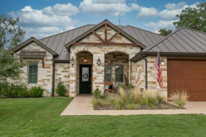 Hill Country Home with Covered Outdoor Patio and Fenced Yard